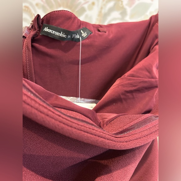 NEW NWT Abercrombie & Fitch Strapless Long Line Burgundy Tube Jumpsuit Sz Small - Picture 4 of 7